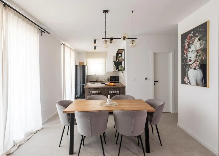 Ag Apartmán *