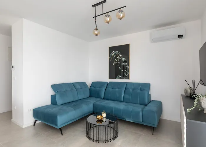 Ag Apartmán *